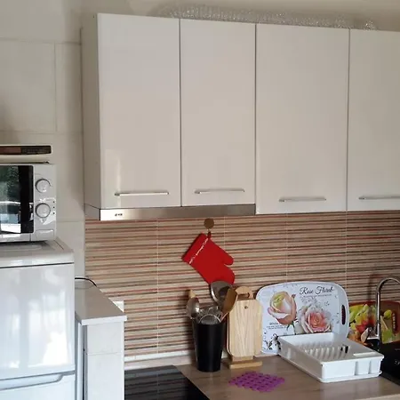 Apartment Sneznik - Naselje Zova