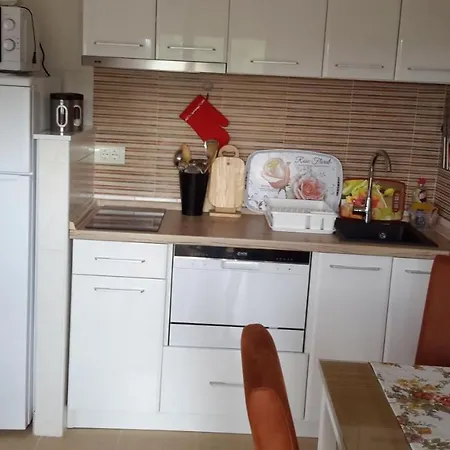 Sneznik - Naselje Zova Lejlighed