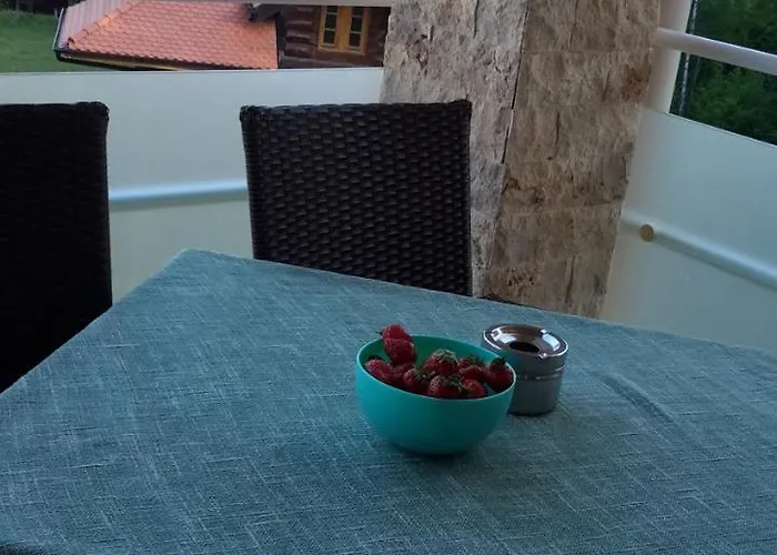 Sneznik - Naselje Zova Апартаменты