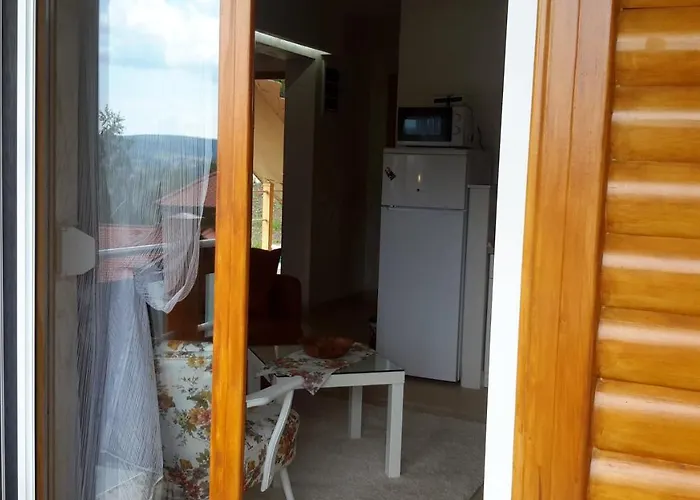 Sneznik - Naselje Zova * Златибор