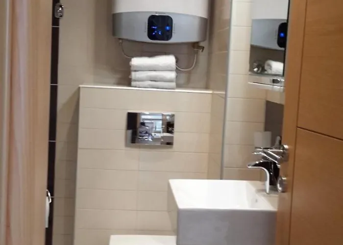 Sneznik - Naselje Zova *